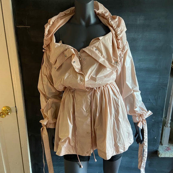 Host Pick! Fenty x PUMA by Rihanna Bow Cuff Parachute Jacket Pink - Picture 7 of 12